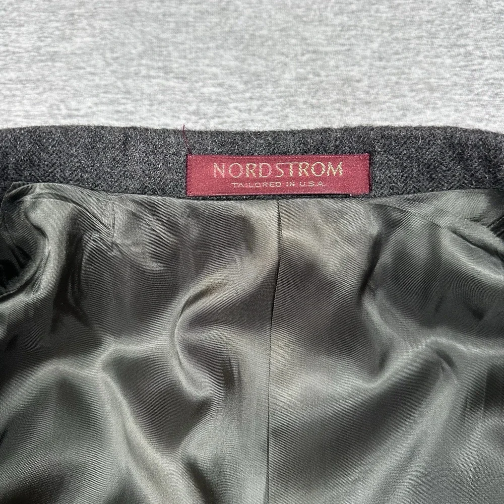 Nordstrom item loro